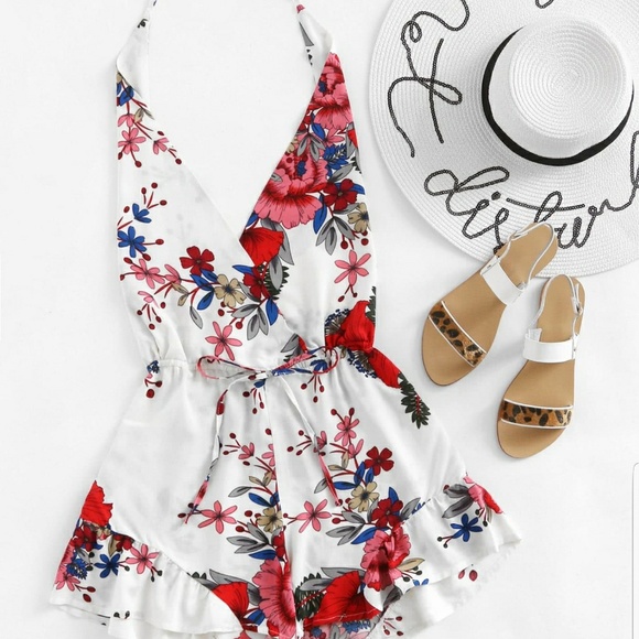 SHEIN Other - Floral romper